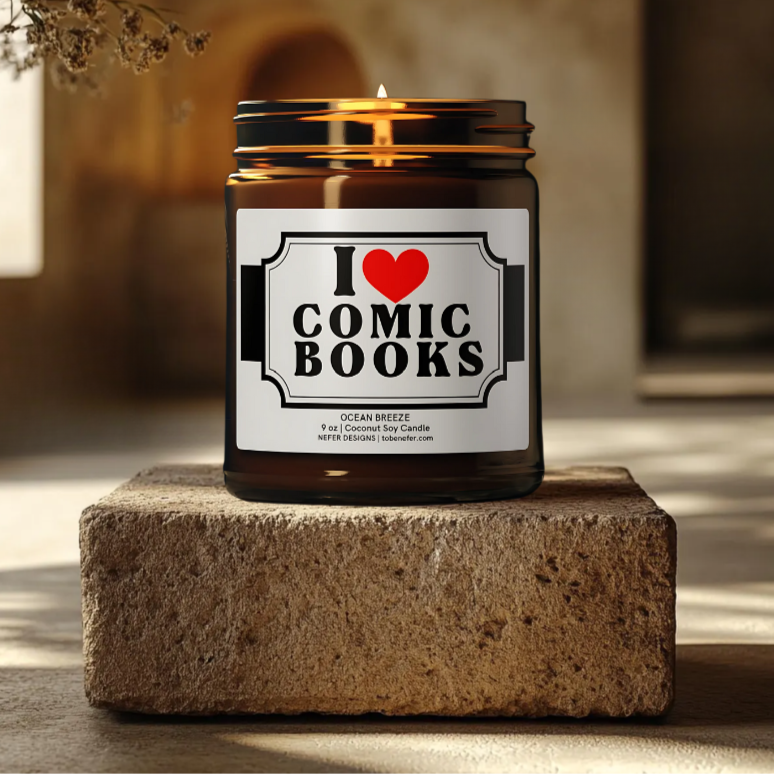 Gift-ready DC comic candle with black ribbon – ideal gift for Batman, Superman, or Wonder Woman fans and collectors of comic merch.