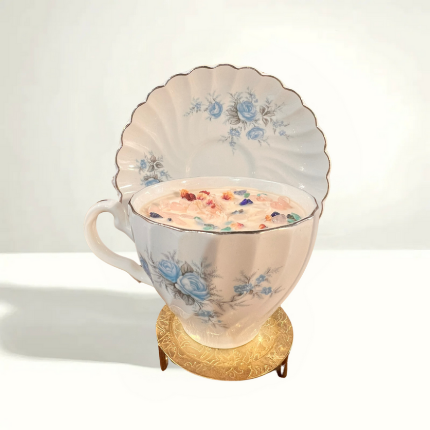 1950s Johnson Bros blue rose teacup candle - Staffordshire porcelain with iconic floral pattern, vintage reusable home decor