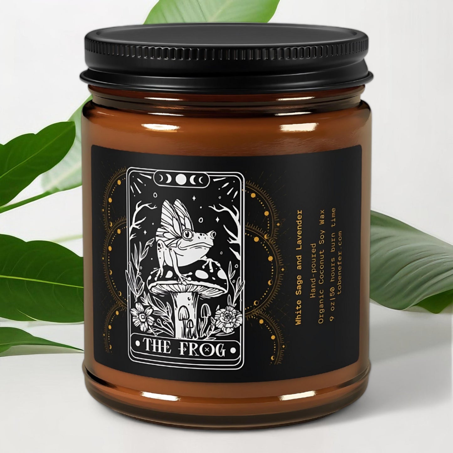 the frog tarot card candle