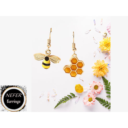 Queen Bee Honeycomb Mismatched Drop Earrings | Zinc Alloy Lightweight Earrings